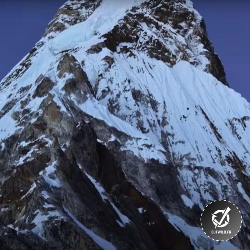 Ascension Mont Ama Dablam (6812 m) avec Everest Base Camp