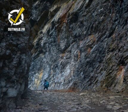 Trekking Tour Du Manaslu Au Népal – Himalaya