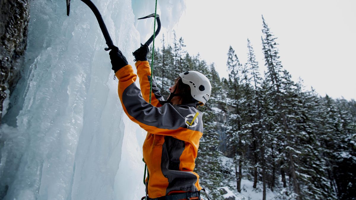 cascade glace escalade