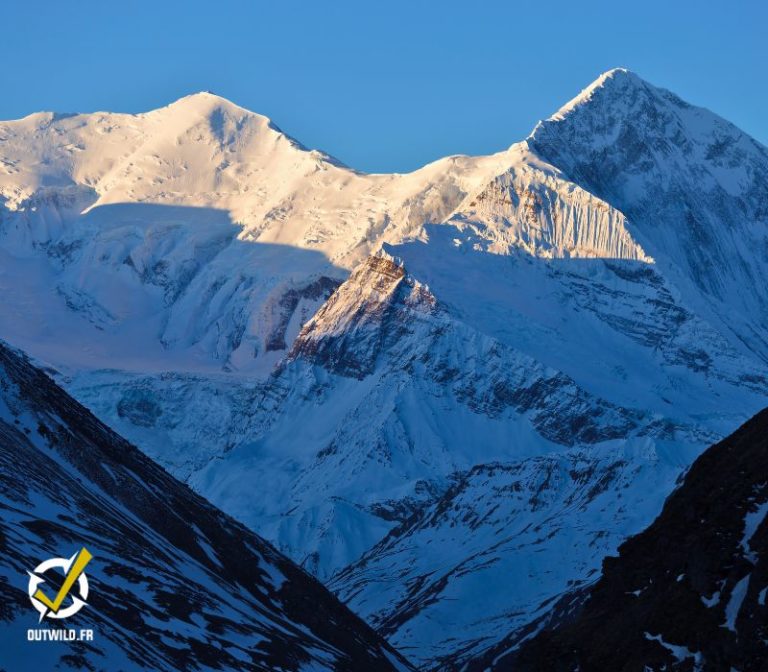 Ascension Chulu Far East (6059m) au Népal