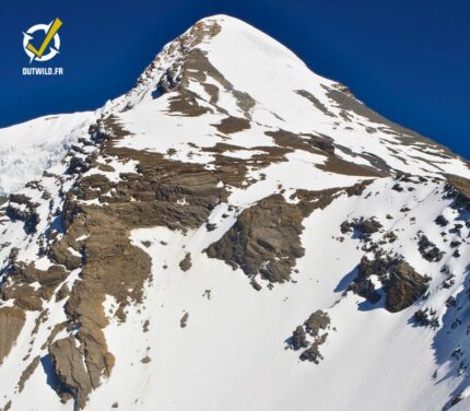 Ascension Pisang Peak (6091M) au Népal