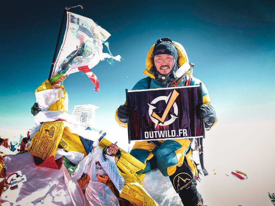 Sommet de l'Everest avec Outwild au Népal