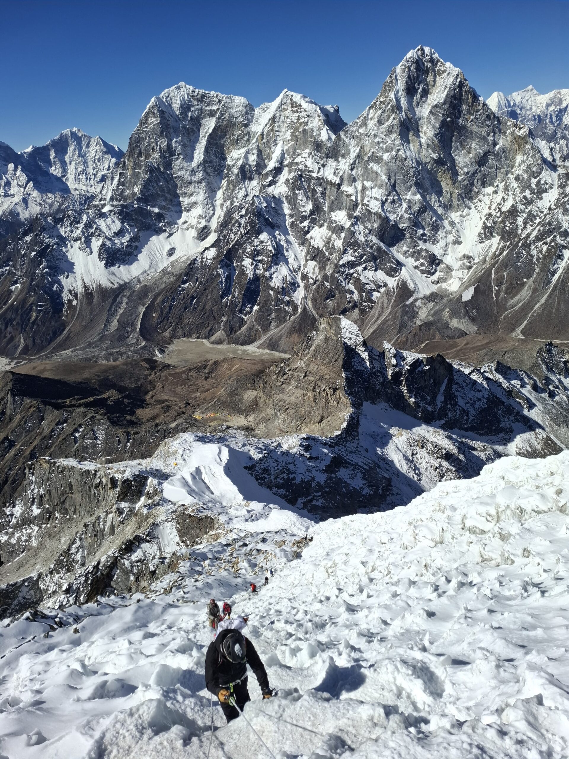 Ascension du sommet du Lobuche à au Népal