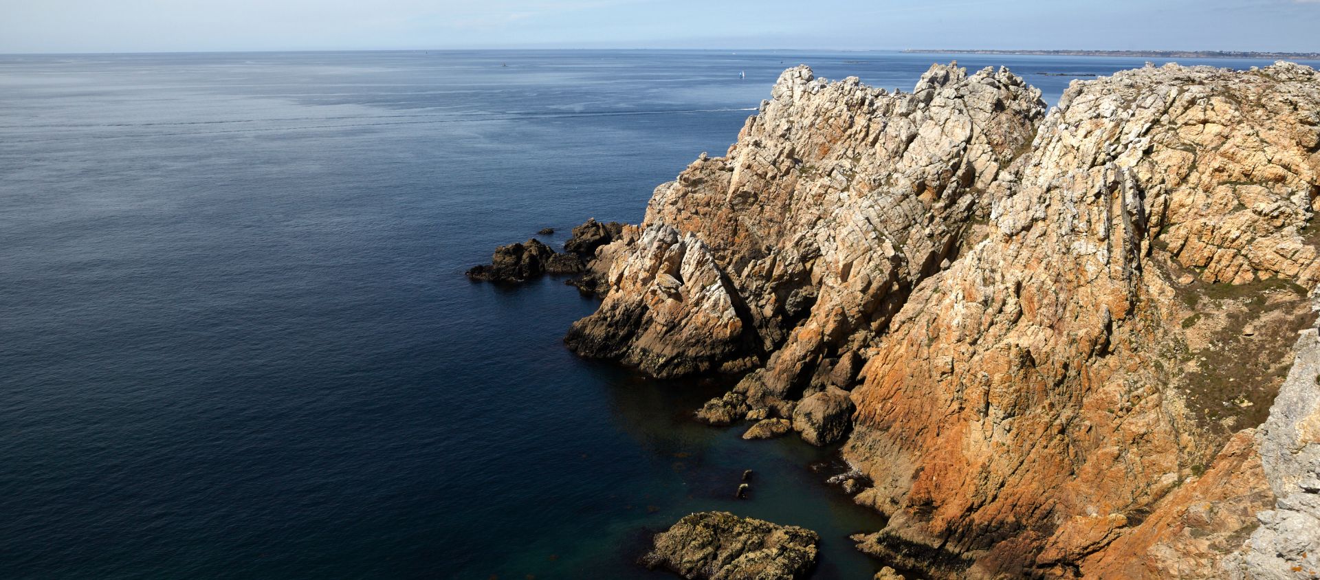 Découverte des trésors cachés du littoral sauvage