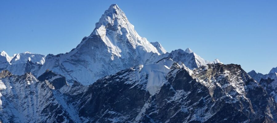 Ama Dablam South : une ascension rare pour alpinistes confirmés