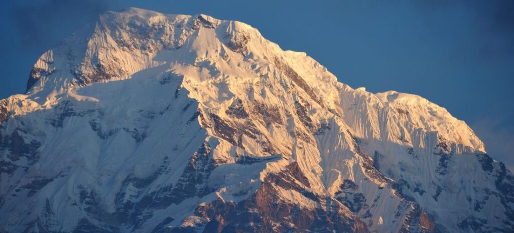 Objectif 8 000 : guide pour gravir les 14 plus hauts sommets du monde