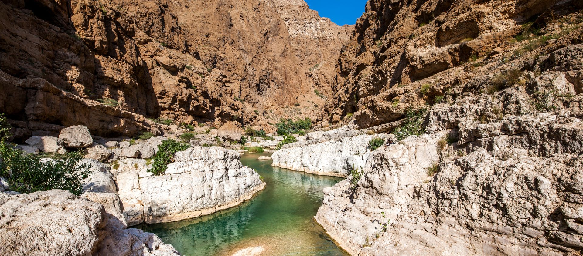 wadis oman