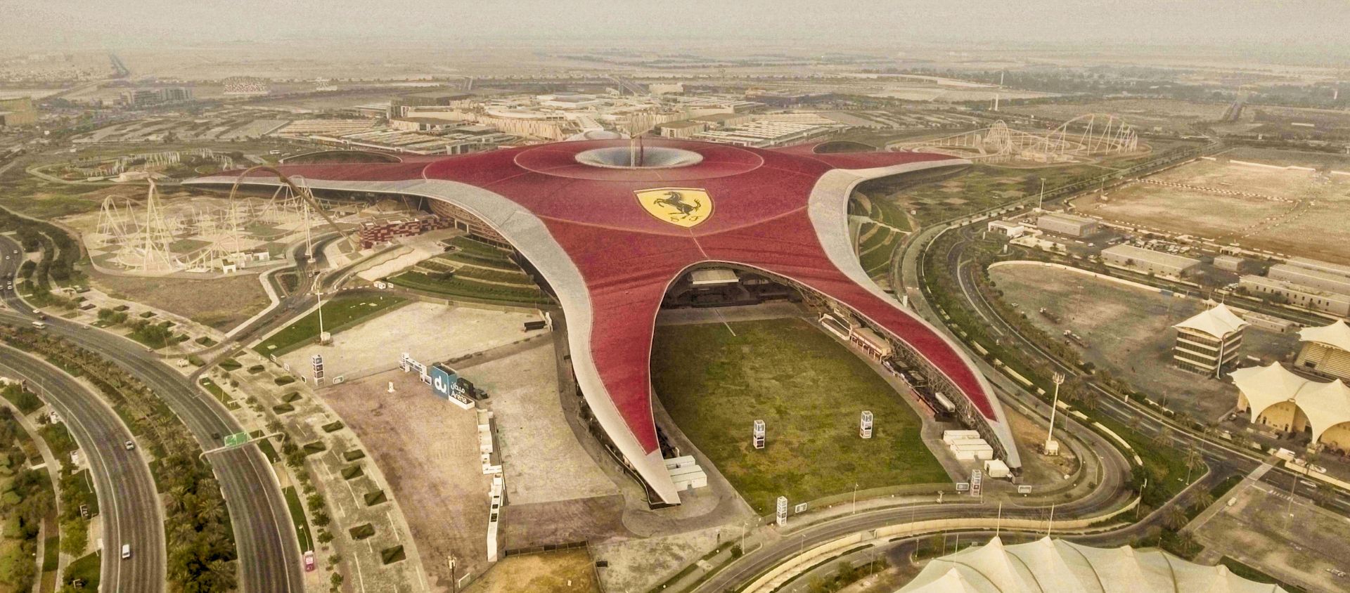 Ferrari World sur l'île de Yas