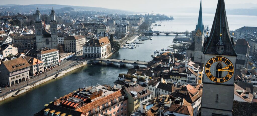 S’expatrier à Zurich : guide pour s’installer en Suisse