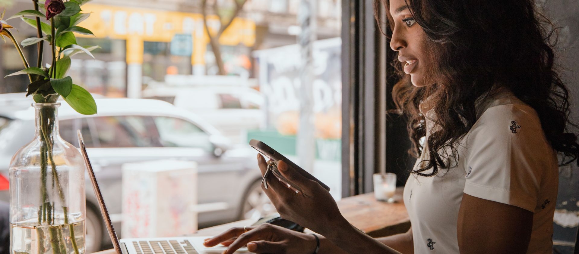 café moderne nepalaise