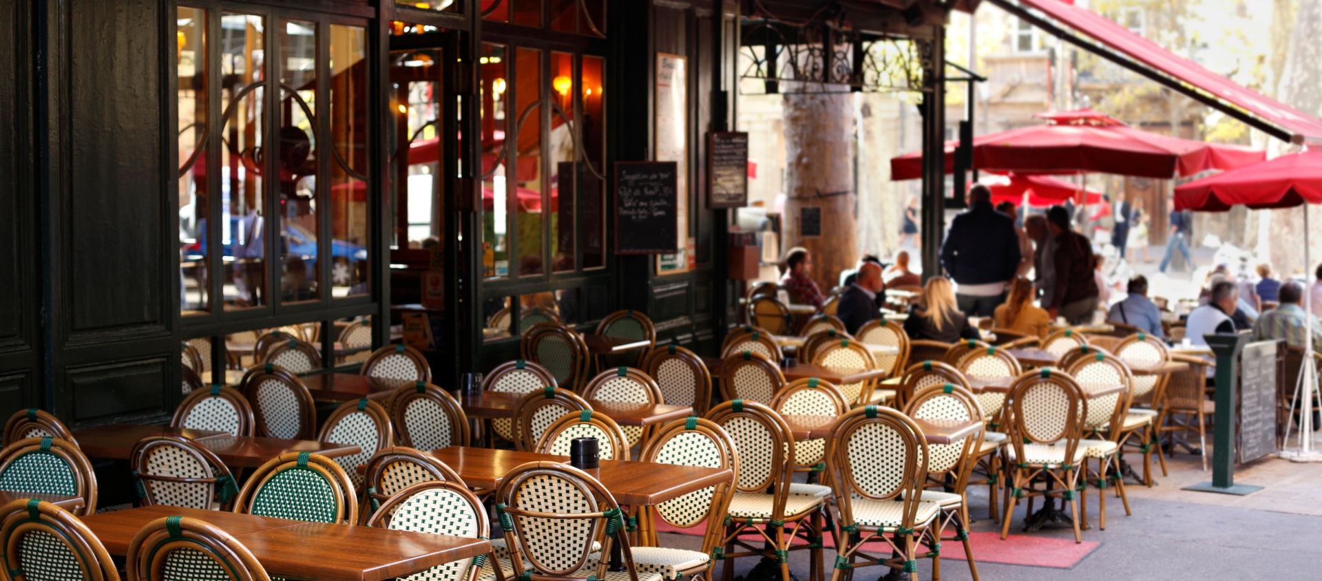 cafés parisiens