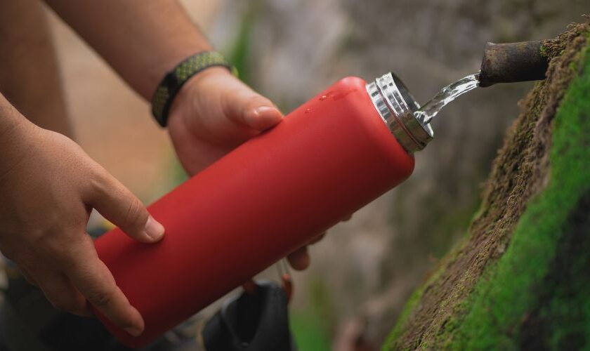 Comment bien filtrer son eau en trekking