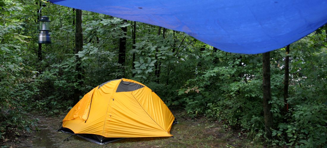 Micro-bivouac : comment partir avec un minimum d’équipement