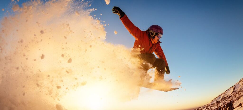 Snowboard freeride vs freestyle : lequel choisir pour débuter ?