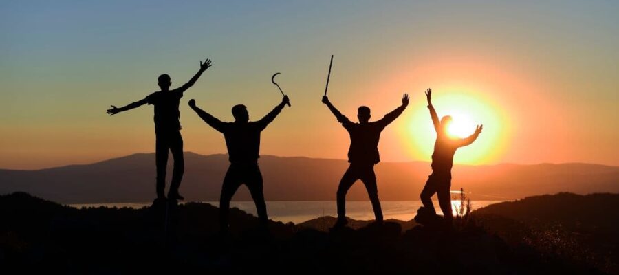Pourquoi les jeunes se tournent vers les sports de montagne