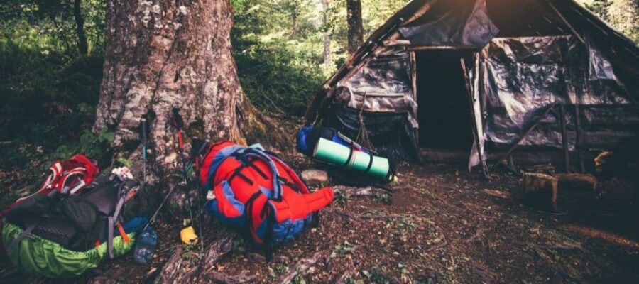 Préparer un premier séjour en pleine nature : erreurs fréquentes et bonnes pratiques