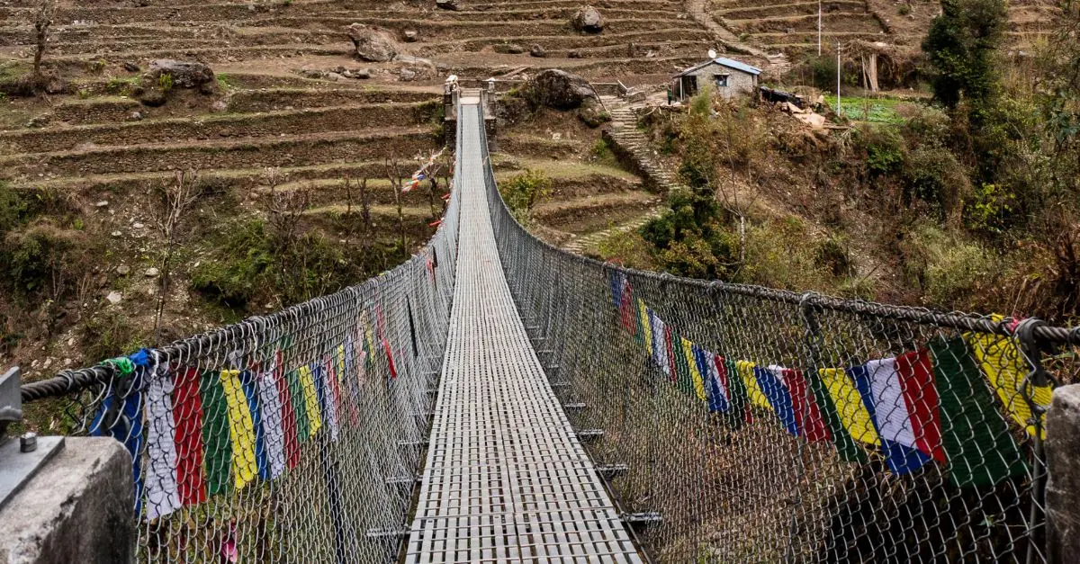 Les ponts suspendus les plus hauts du Népal : Frissons garantis