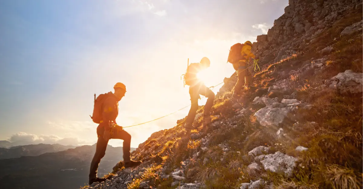 Expédition en famille : Peut-on emmener des ados en altitude ?