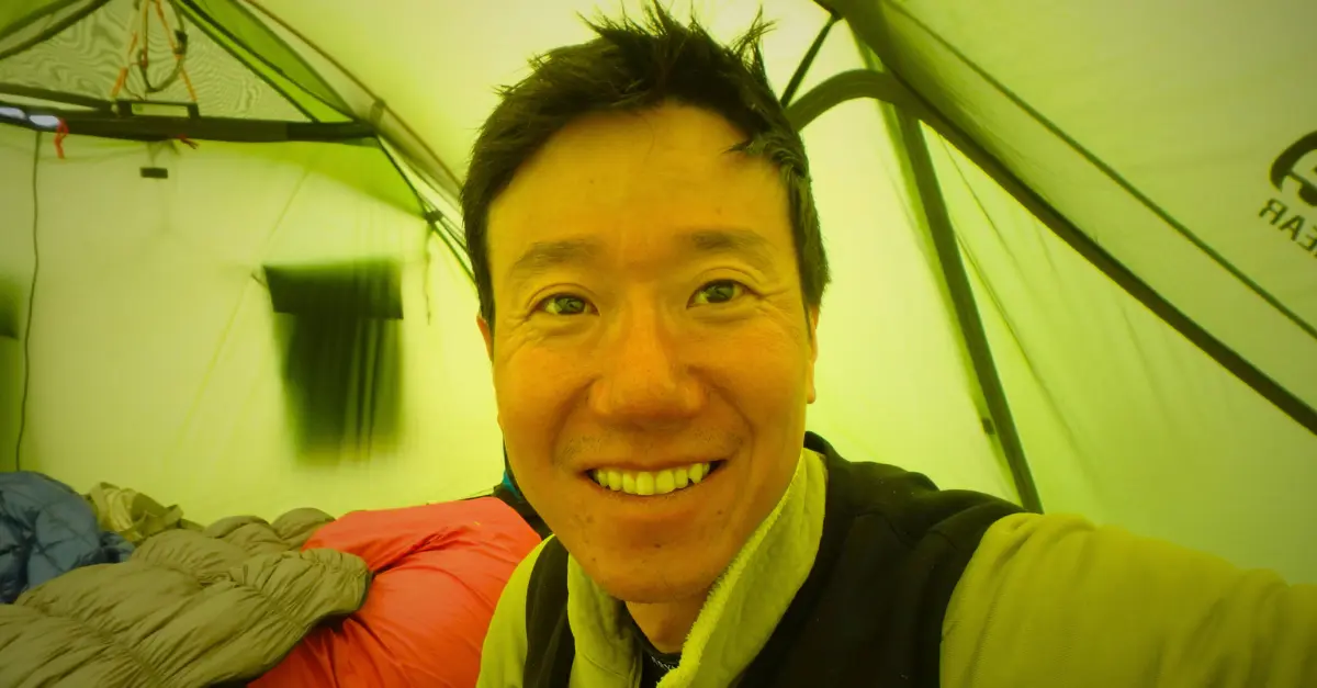 Ahn Chi-young au camp de base.