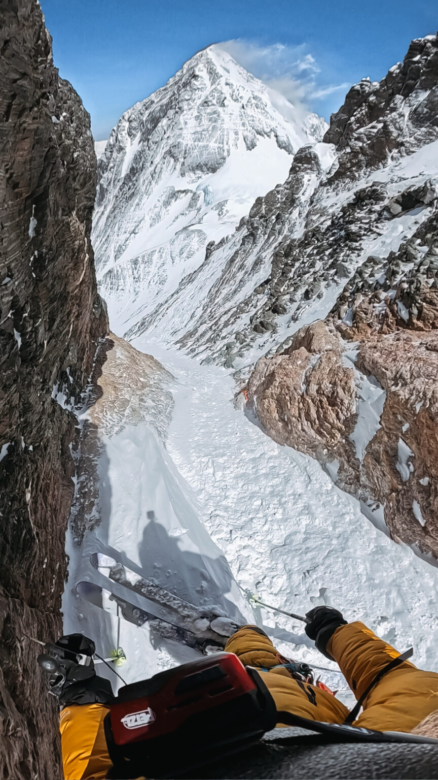 Bartek Ziemski : la descente à ski époustouflante du Lhotse sans oxygène