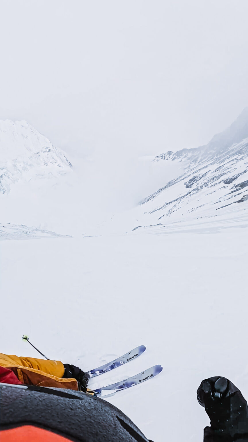 Bartek Ziemski : la descente à ski époustouflante du Lhotse sans oxygène