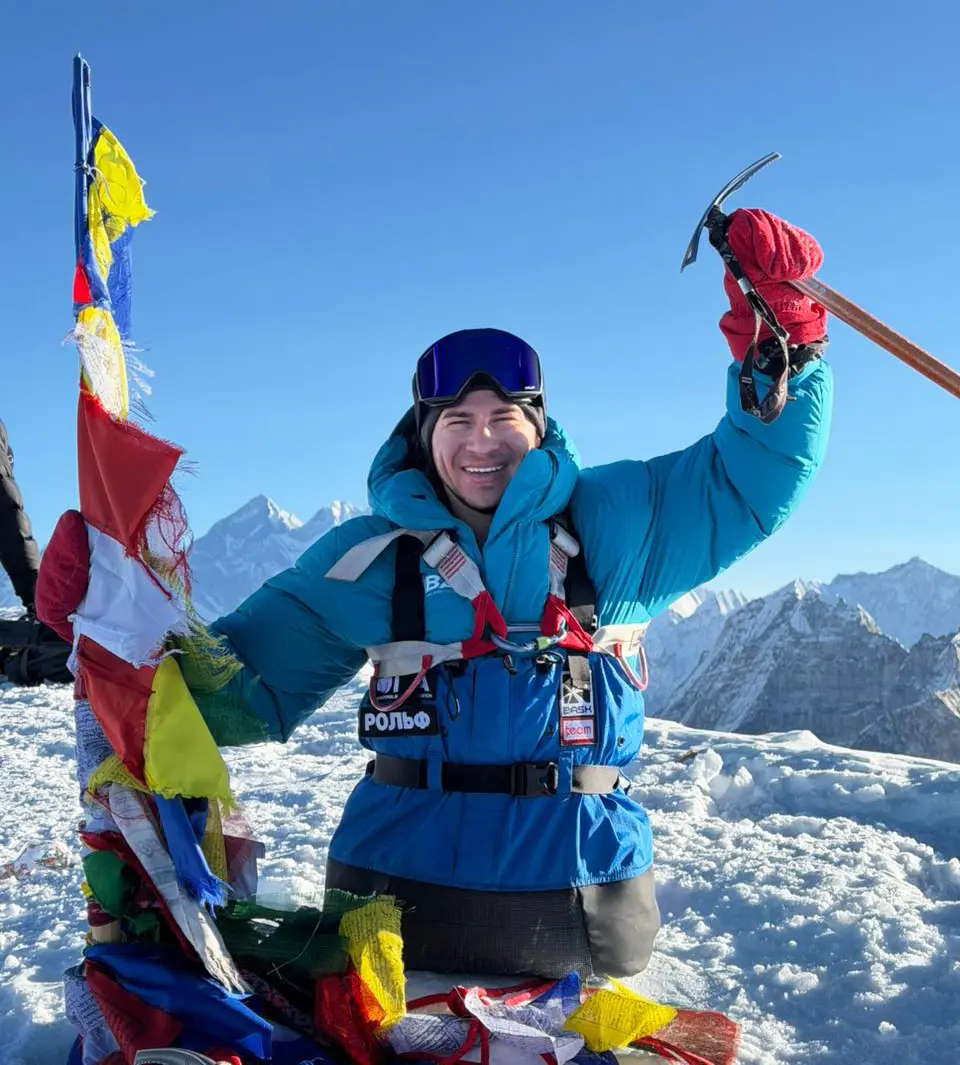 Rustam Nabiev summit mera peak