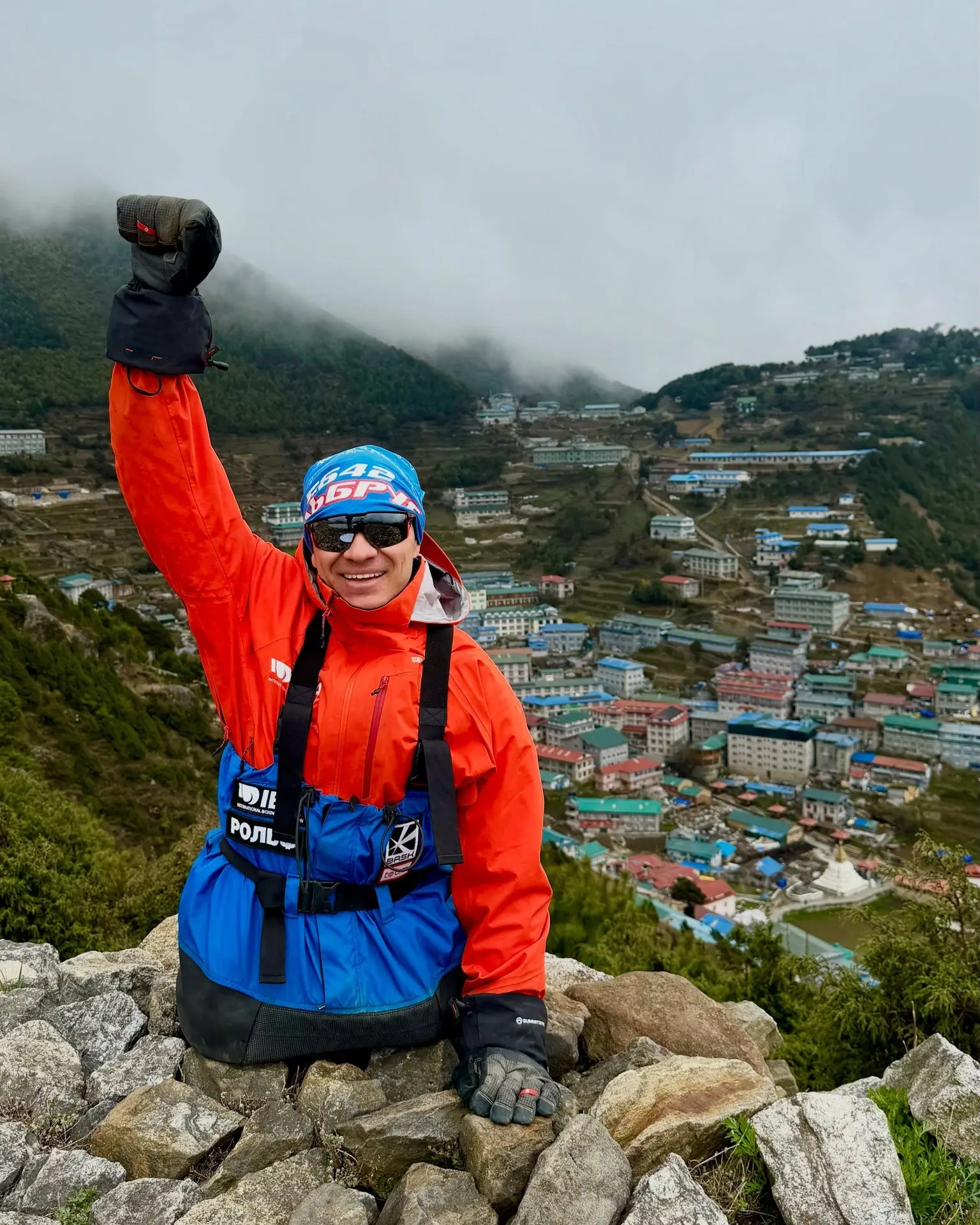 Rustam Nabiev everest summit