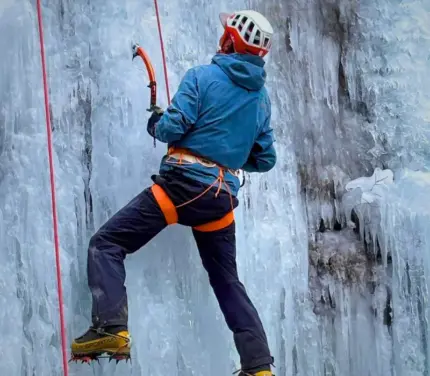 Stage alpinisme préparation Everest & escalade sur glace au Népal
