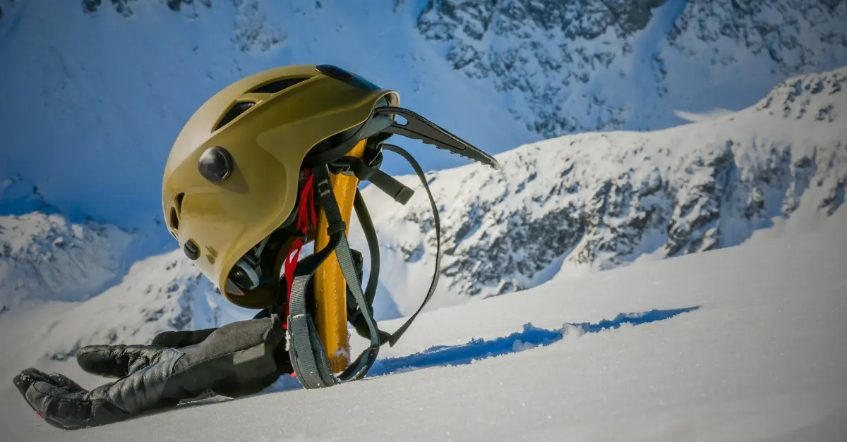 essential equipment for beginner mountaineers
