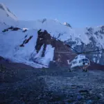 hélicoptère au pic Khan-Tengri – Kirghizistan
