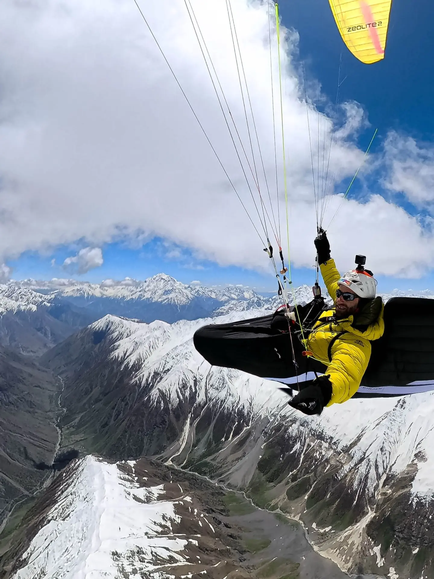 Karakoram paragliding record: 400 km historic flight over Pakistan