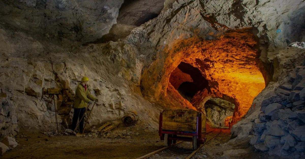 Tellure, mine d'argent : la via ferrata souterraine du Val d'Argent