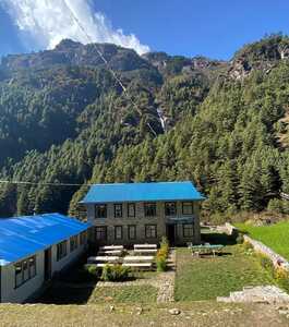 refuge nepal everest himalaya