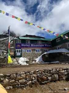 Khare 4900 m Nepal trek