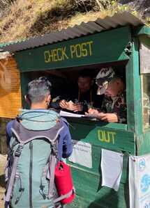 controle militaire National Park Nepal Everest Region controle militaire National Park Nepal Everest Region